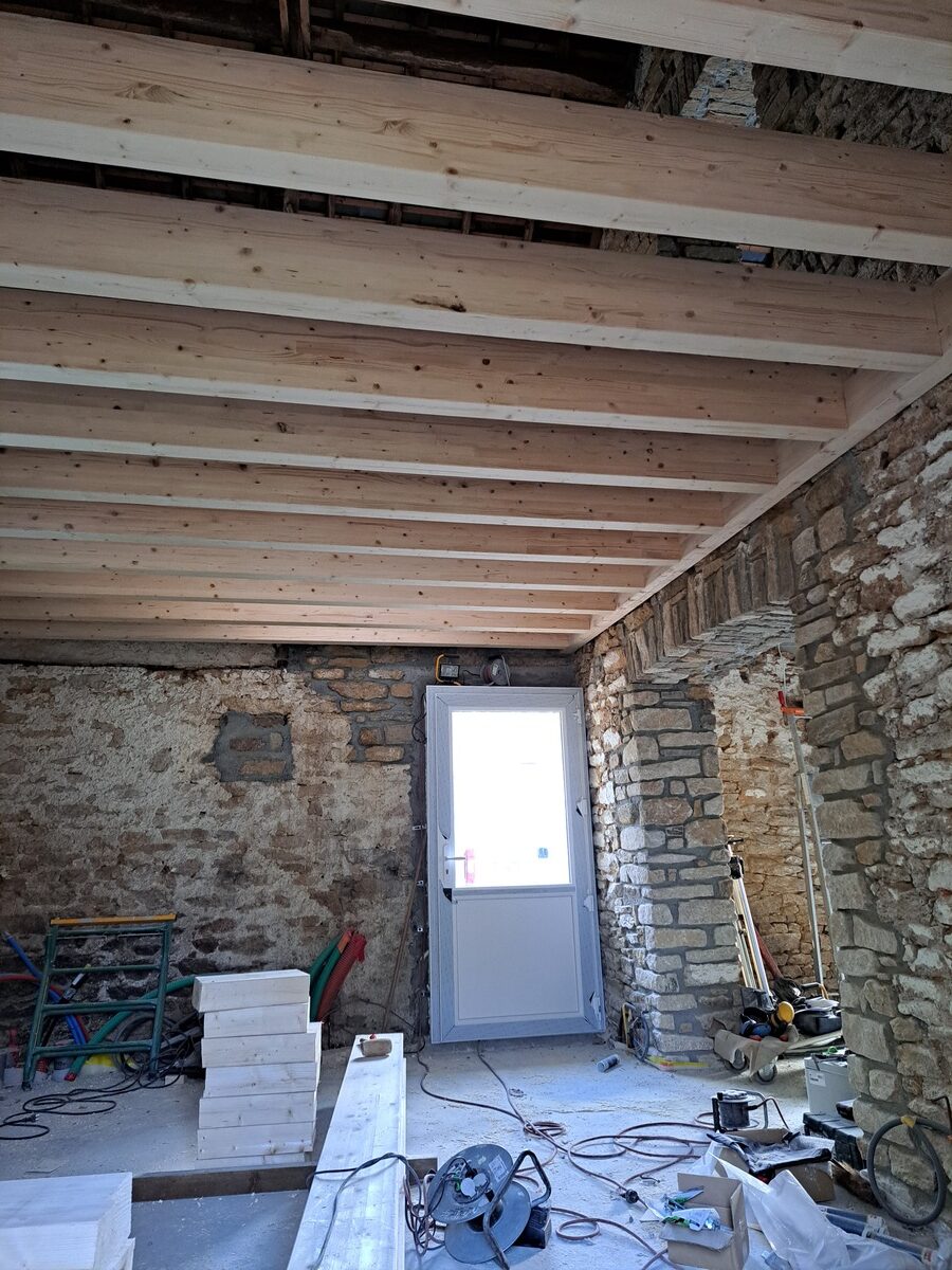 Ouest Menuisiers Plaquistes Travaux D Isolation Et De Charpente Treillieres Realisation D Un Plancher Bois 3 Apres 1 1